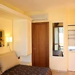 Borgo Castel Savelli Aparthotel 4*