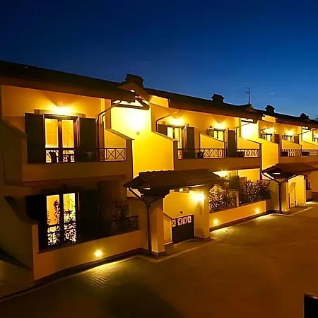 Lejlighedshotel Borgo Castel Savelli 4*