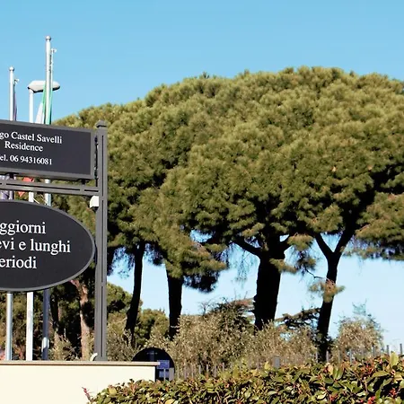 Borgo Castel Savelli 4* グロッタフェッラータ