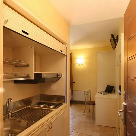 Borgo Castel Savelli 2* Grottaferrata
