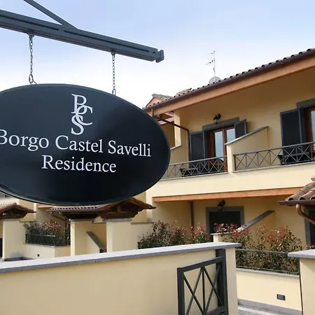 Borgo Castel Savelli Aparthotel 2*