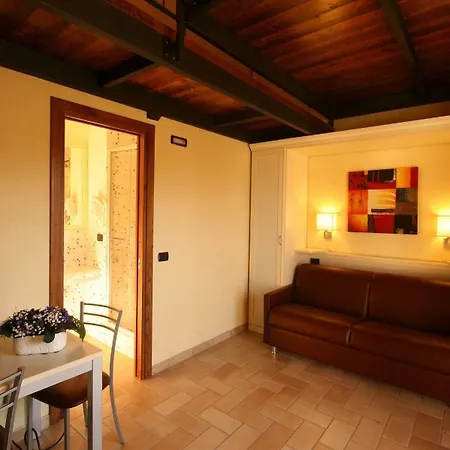 Borgo Castel Savelli Lejlighedshotel Grottaferrata