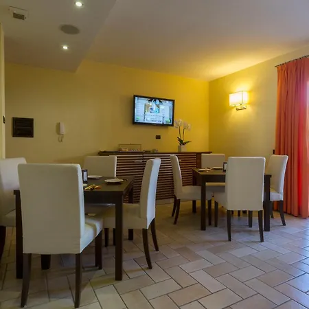 Borgo Castel Savelli Lejlighedshotel 4*