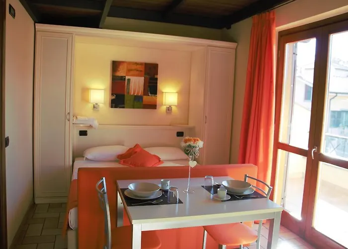 Borgo Castel Savelli Hotel apartamentowy 4*