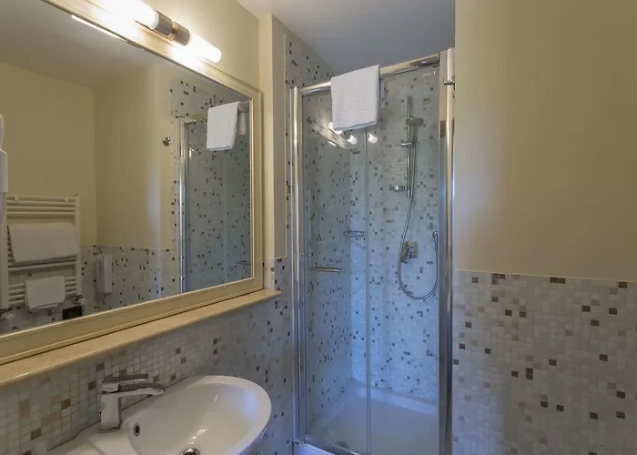 Borgo Castel Savelli 4* Grottaferrata