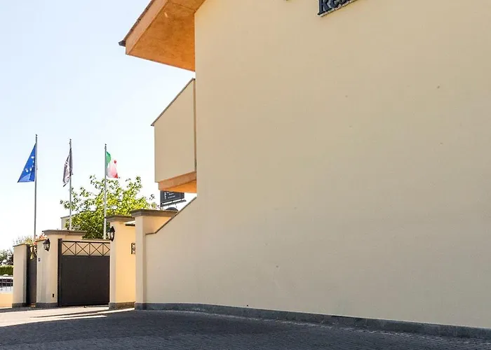 Hotel apartamentowy Borgo Castel Savelli 4*