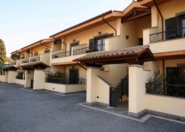 Borgo Castel Savelli Ξενοδοχείο με διαμερίσματα 4*