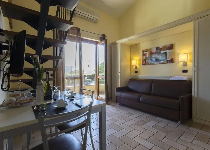 Borgo Castel Savelli